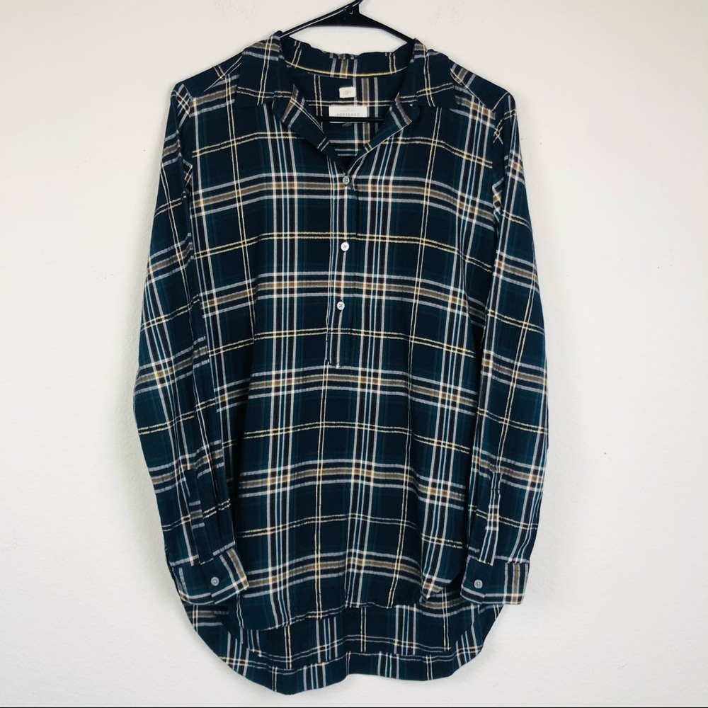 Plaid Shimmery High-Low Top w Buttons Size S